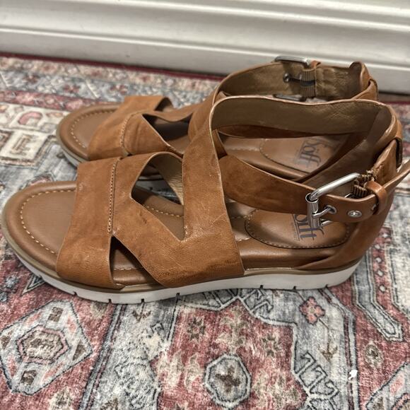 Sofft Mirabelle platform sandals size 8 M Brown Leather crisscross straps NEW - Picture 4 of 7